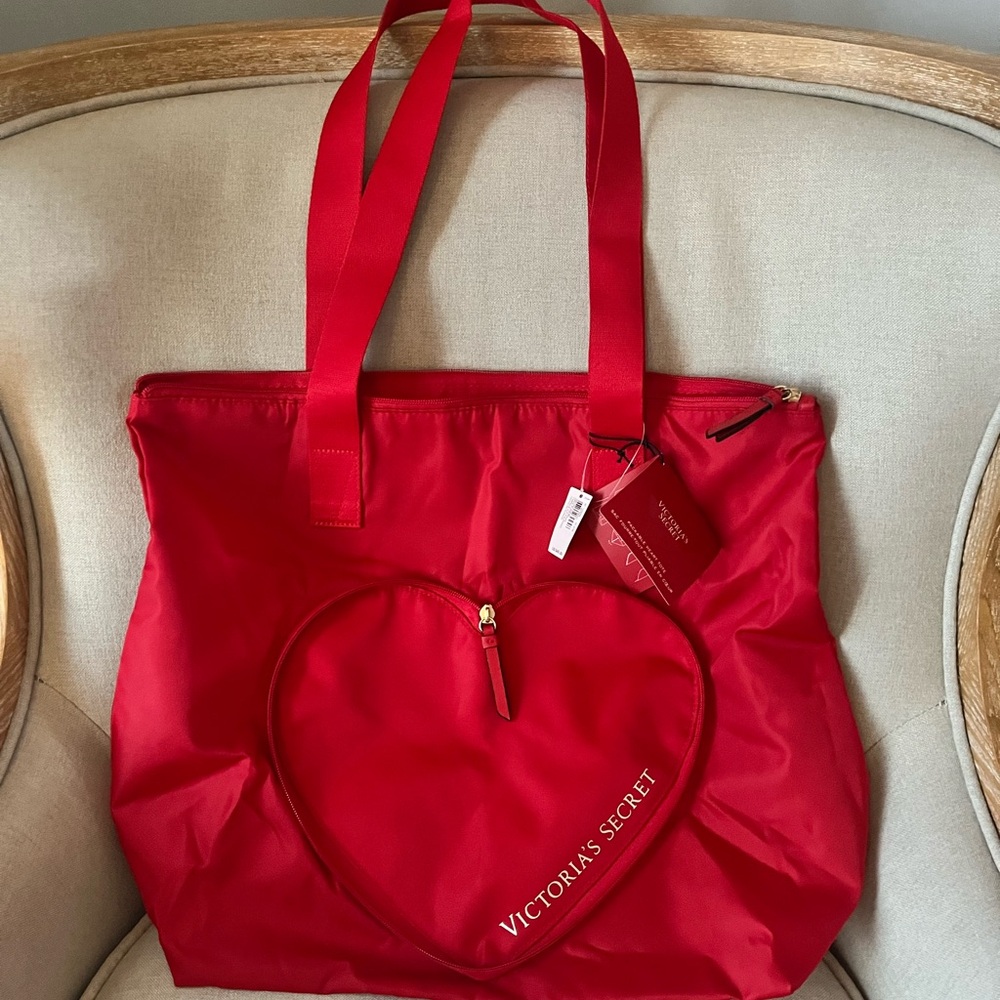 Victoria's Secret red heart packable tote bag